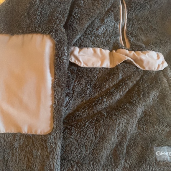 Gerry black fluffy fleece pullover jacket - Picture 4 of 6